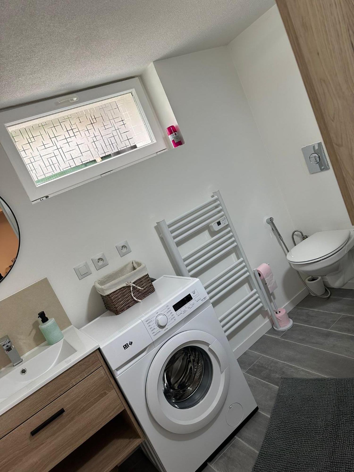Les Mirabelles Apartment Енсисайм Екстериор снимка